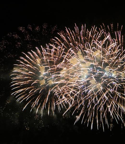 Fireworks,On,The,Dark,Sky,Background.,Colorful,Fireworks,From,Loto Fireworks,On,The,Dark,Sky,Background.,Colorful,Fireworks,From,Loto
